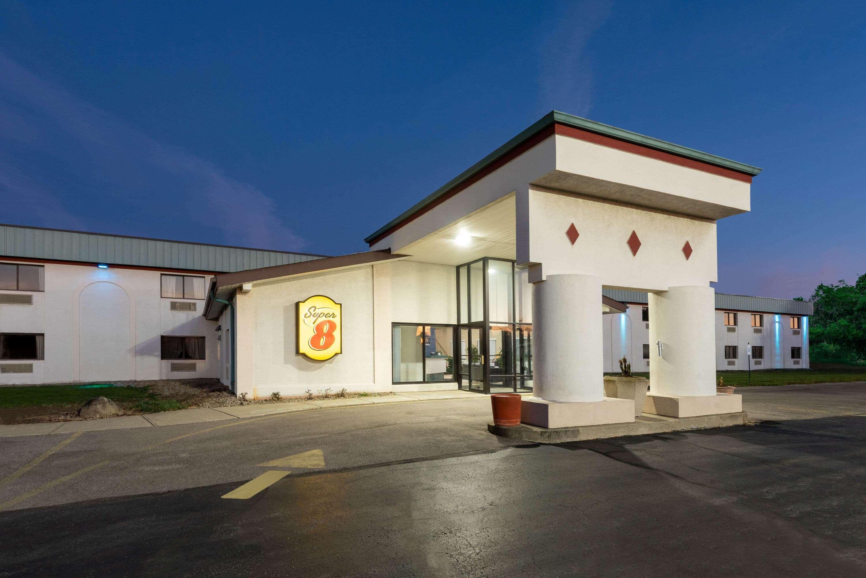 Super 8 Cleveland Hotel North Ridgeville Exterior foto